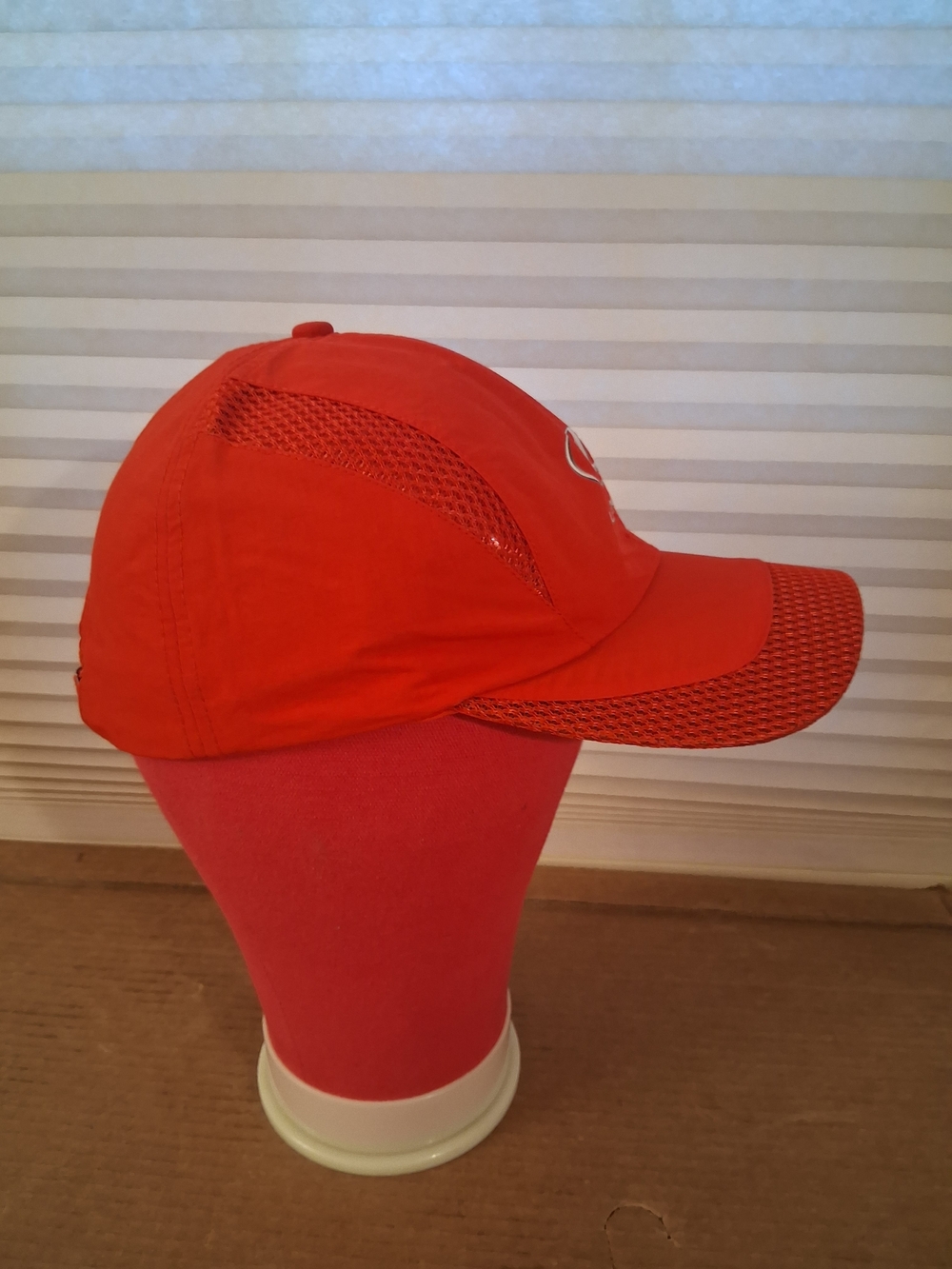 Lexus Red Performance Mesh Baseball Cap - Picture 2 of 5